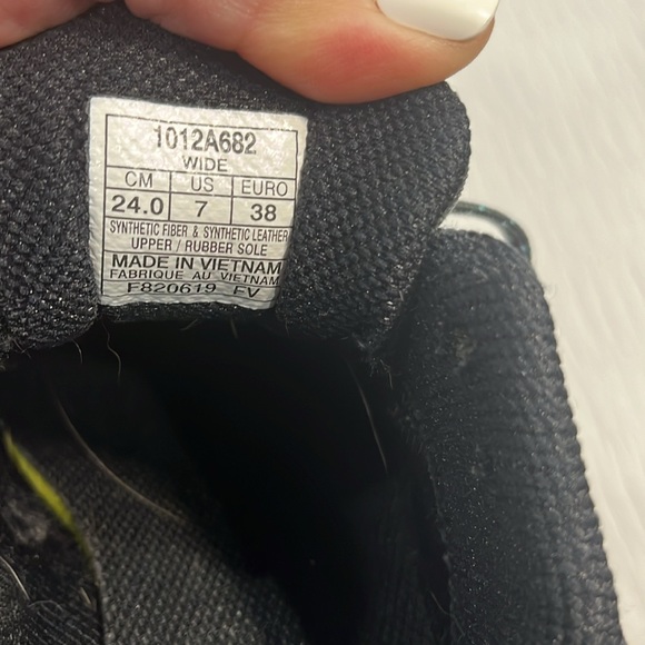 Asics shoes gym active women’s 7wide size 7 wide - Picture 8 of 9